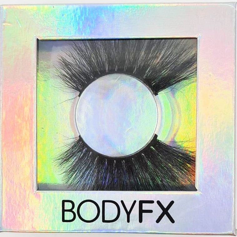 Queens Lashes-Nefertitties Queens Lashes-Nefertitties